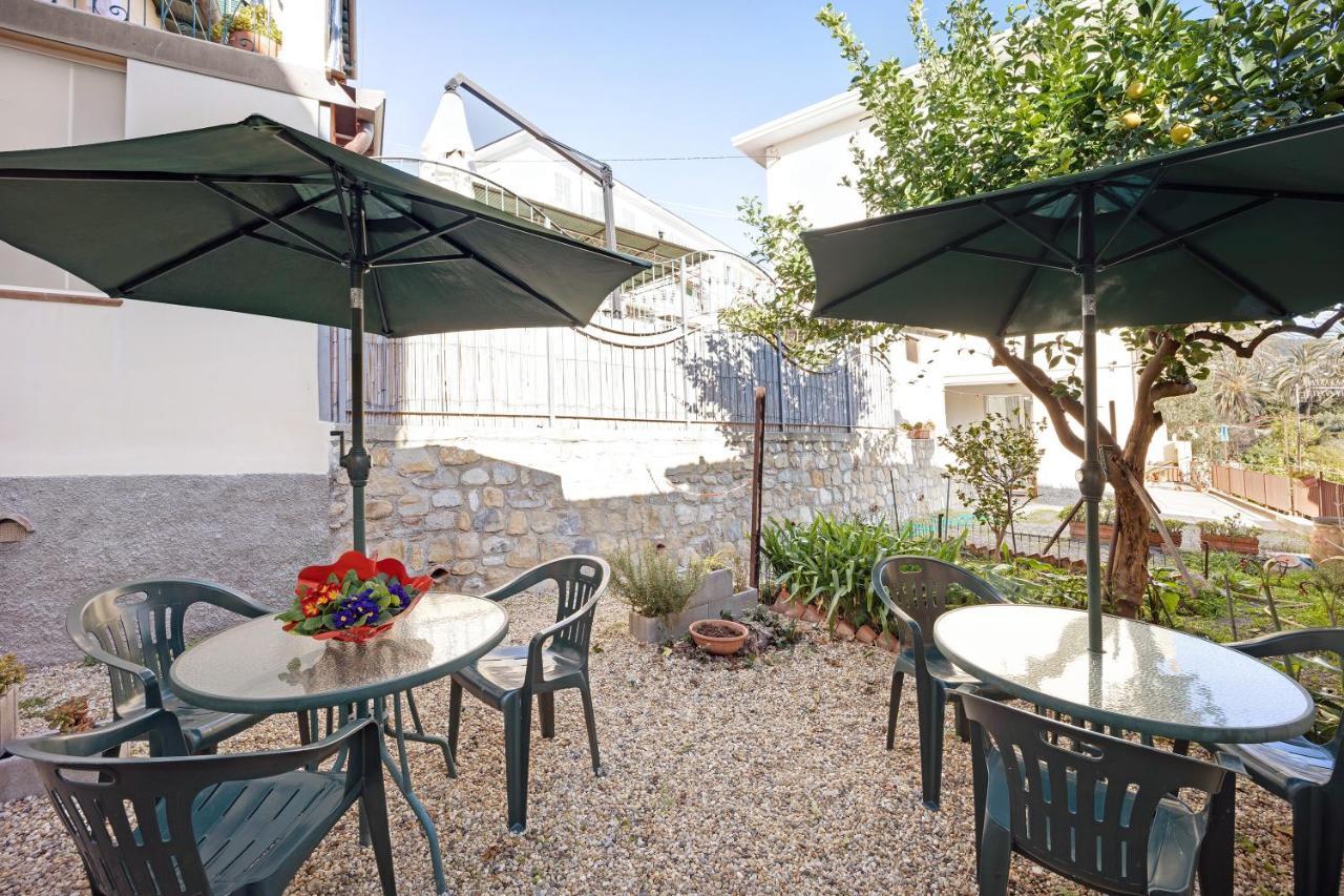 Bordighera Weekend Vacanze E Mare Exterior photo